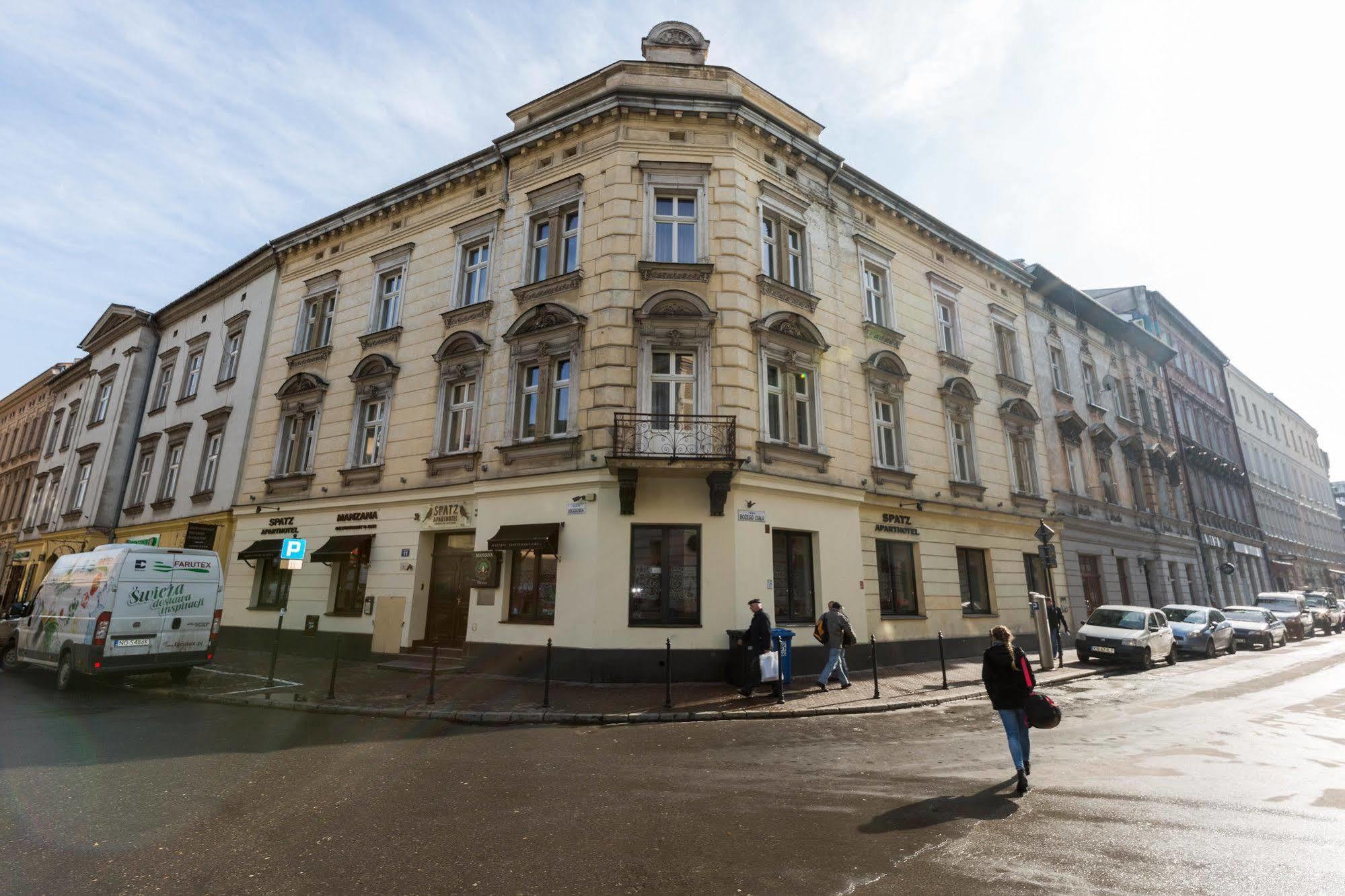 Spatz Aparthotel Krakow Exterior photo
